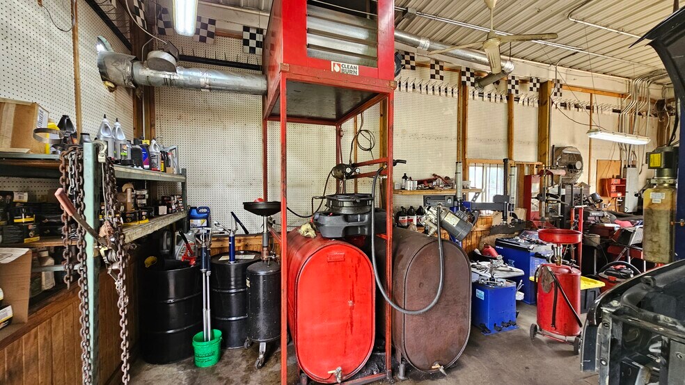 More Photos Of 4114 E Michigan Ave, Jackson Freestanding For Sale