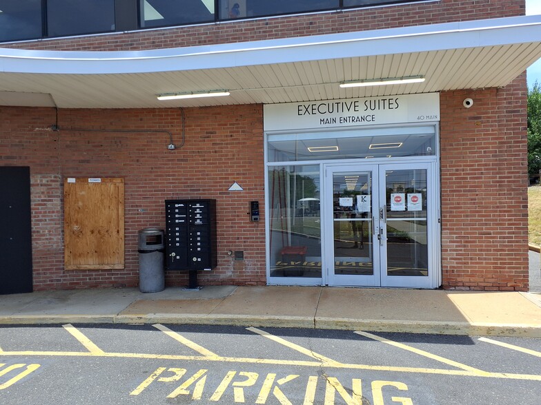 Primary Photo Of 40 Main St, Toms River Medical For Lease