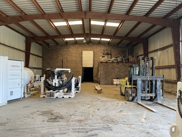 More Photos Of 206 Milton Tpke, Milton Refrigeration Cold Storage For Lease