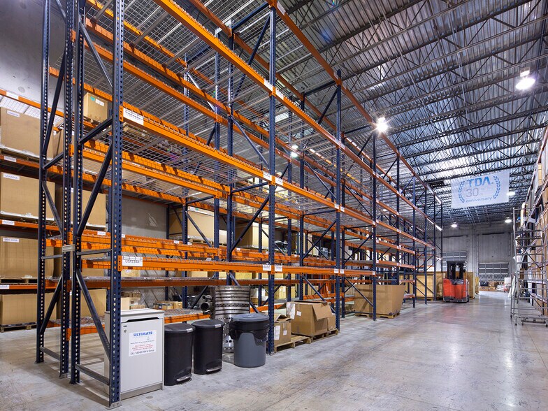 More Photos Of 3301-3389 NW 97th Ave, Miami Warehouse For Sale