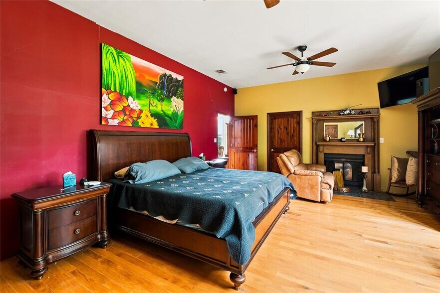 More Photos Of 1389 U.S. 290 E, Elgin Land For Sale