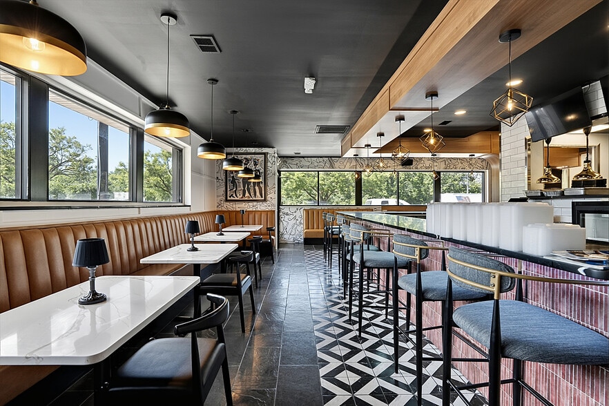More Photos Of 24737 W 8 Mile Rd, Detroit Restaurant For Sale
