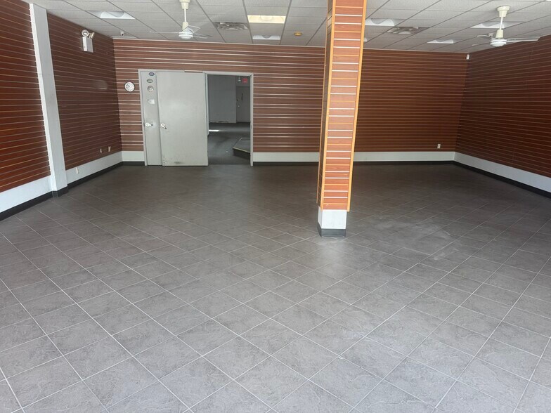 More Photos Of 33-05 Francis Lewis Blvd, Flushing Storefront For Lease