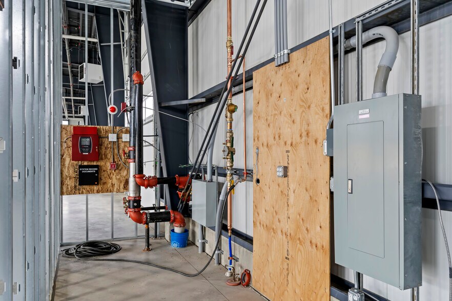 More Photos Of 1166 N 2000 W, Farr West Light Distribution For Sale