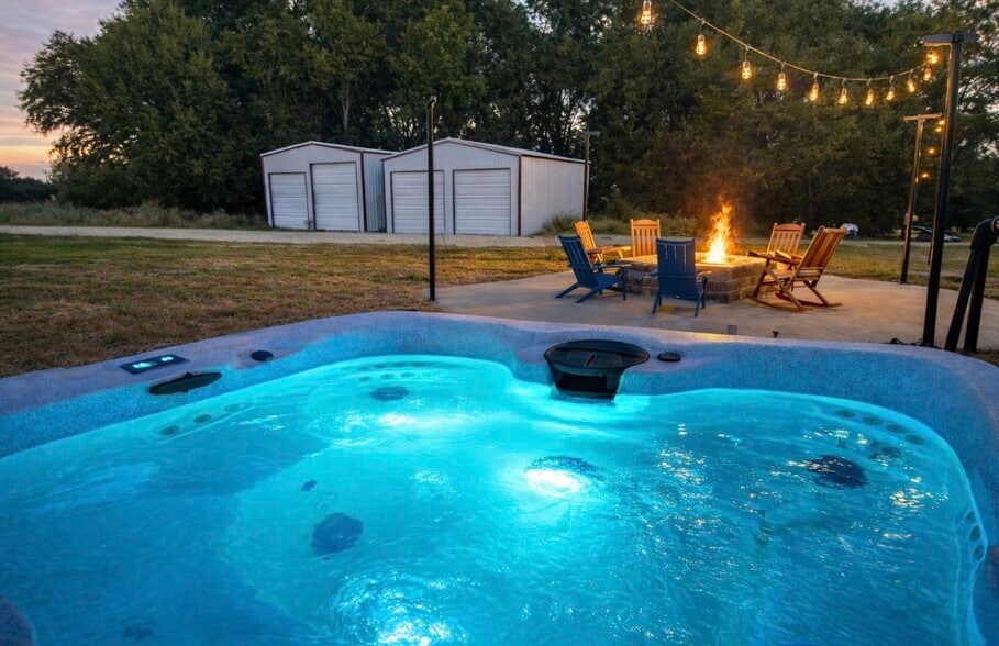 More Photos Of 1211 VZ County 4418 Rd, Canton Specialty For Sale