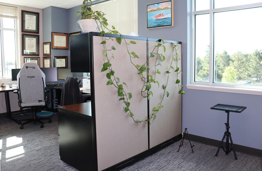 More Photos Of 24076 SE Stark St, Gresham Medical For Lease