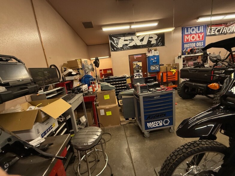 More Photos Of 3031 Gs Center Rd, Wenatchee General Retail For Sale