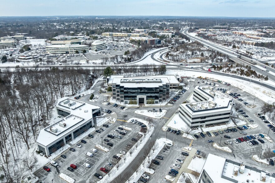 More Photos Of 6750 Alexander Bell Dr, Columbia Medical For Lease