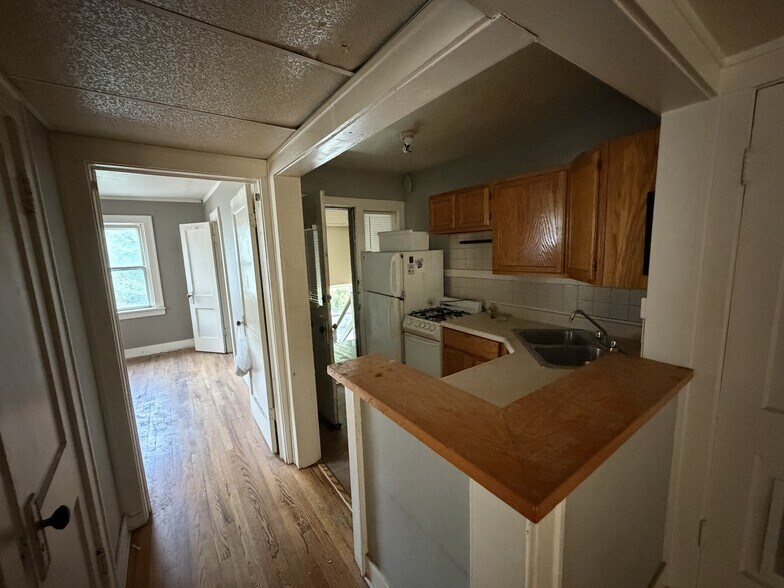 More Photos Of 2734 Charlotte St, Kansas City Apartments For Sale