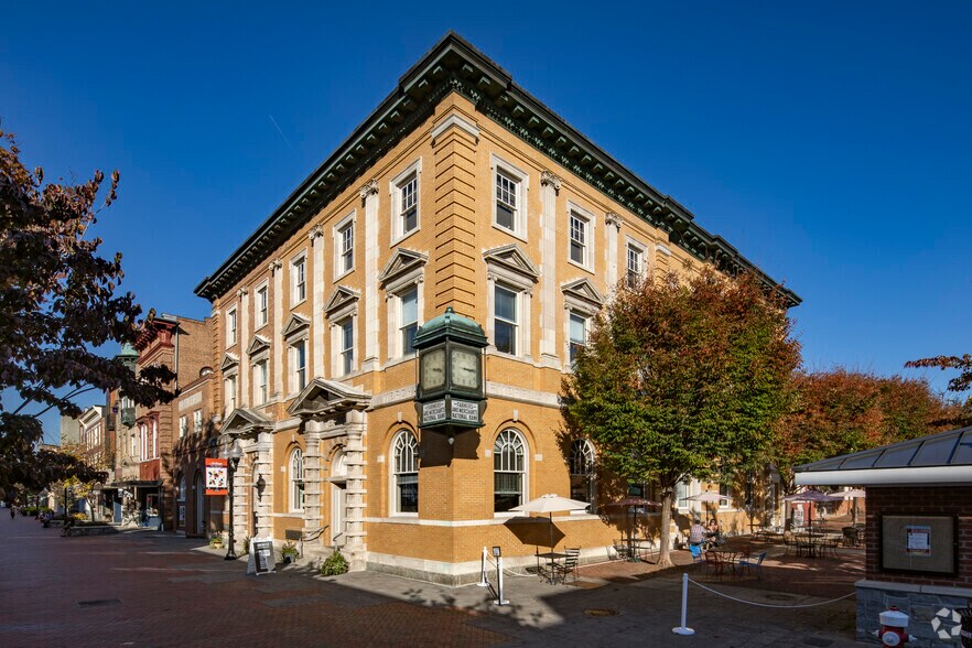 More Photos Of 100 N Loudoun St, Winchester Office For Lease