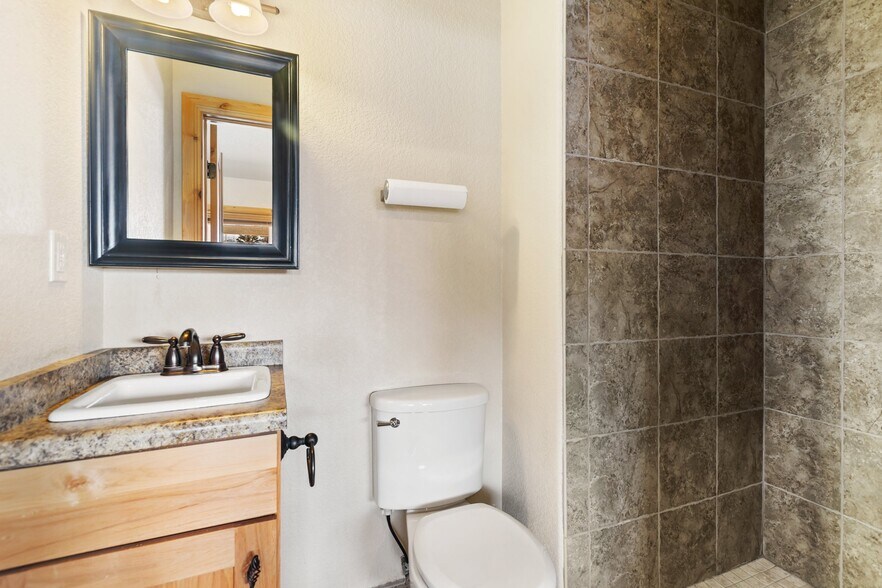 More Photos Of 350 N Pine St, Woodland Park Medical For Sale