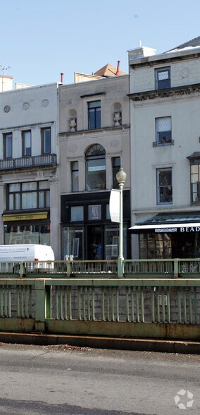 More Photos Of 1509 Connecticut Ave NW, Washington Storefront Retail Office For Lease