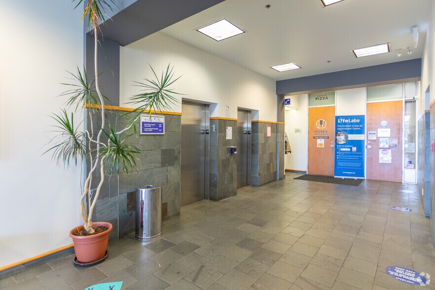 More Photos Of 1990 Fort St, Victoria Office For Lease