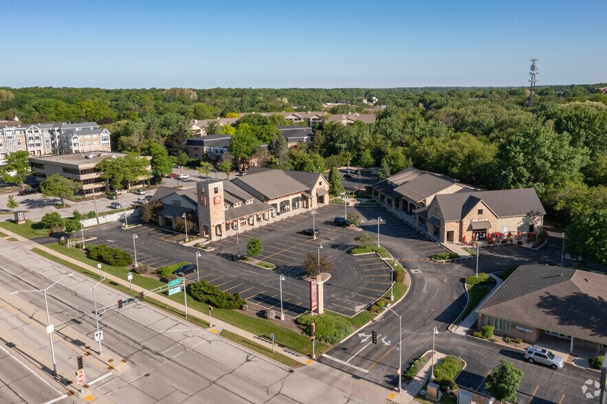 More Photos Of 12900-12960 W Bluemound Rd, Elm Grove General Retail For Lease