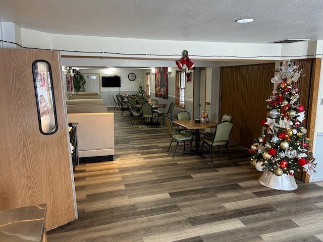 More Photos Of 122 S Union St, Bryan Restaurant For Sale