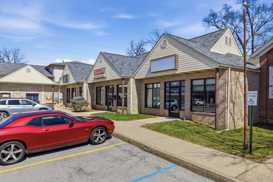 More Photos Of 1645-1655 Hausman Rd, Allentown Storefront Retail Office For Lease