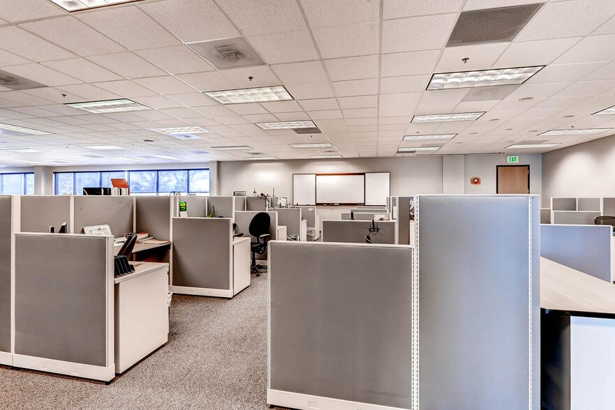 More Photos Of 400 Centennial Pkwy, Louisville Office For Lease
