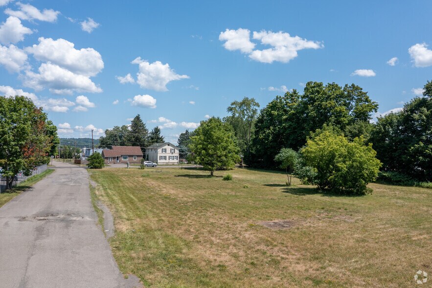 More Photos Of 157 Oakdale Rd, Johnson City Land For Sale