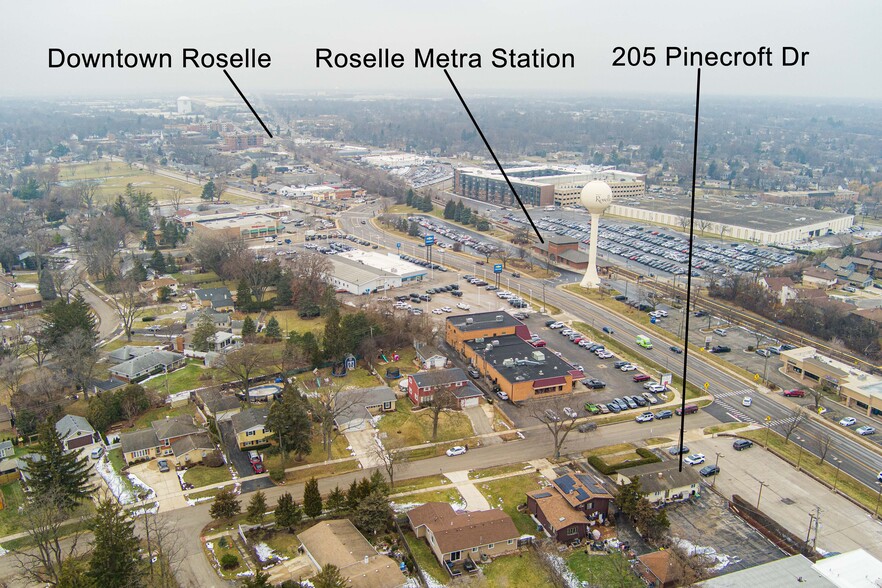 More Photos Of 205 Pinecroft Dr, Roselle Office For Sale