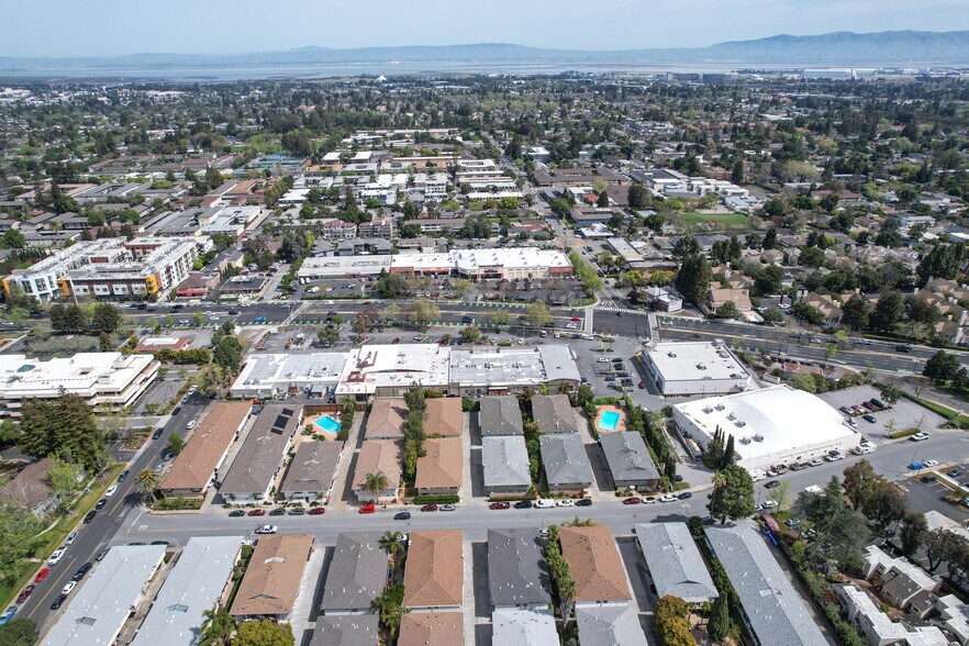 More Photos Of 1830 Ednamary Way, Mountain View Apartments For Sale