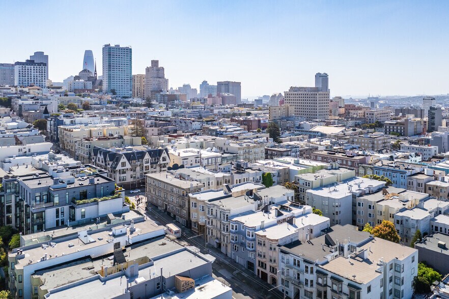 More Photos Of 1635 Clay St, San Francisco Apartments For Sale