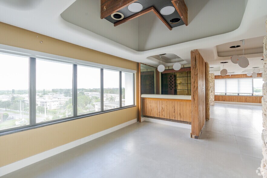 More Photos Of 4200 NW 16th St, Lauderhill Loft Creative Space For Lease