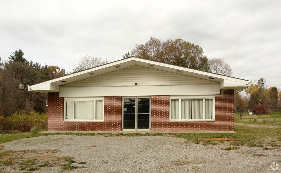 More Photos Of 1950 State Route 88, Bristolville Freestanding For Sale