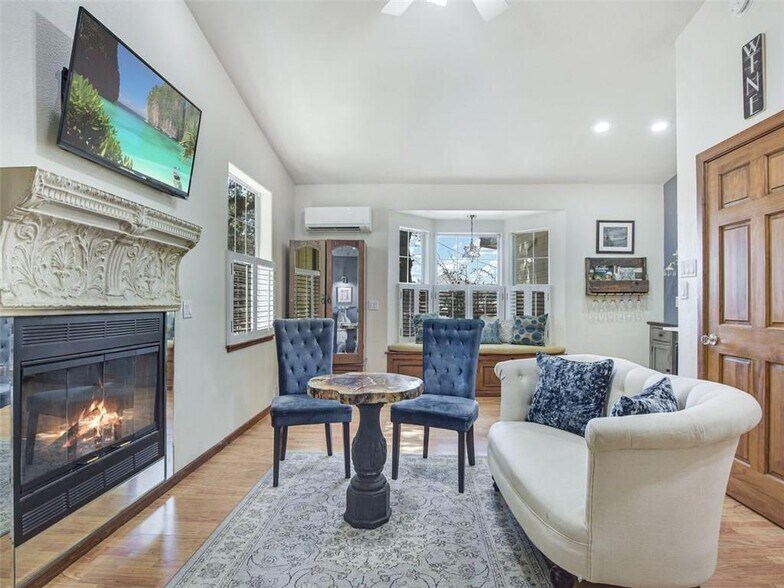 More Photos Of 251 Circle Dr, Wimberley Hospitality For Sale