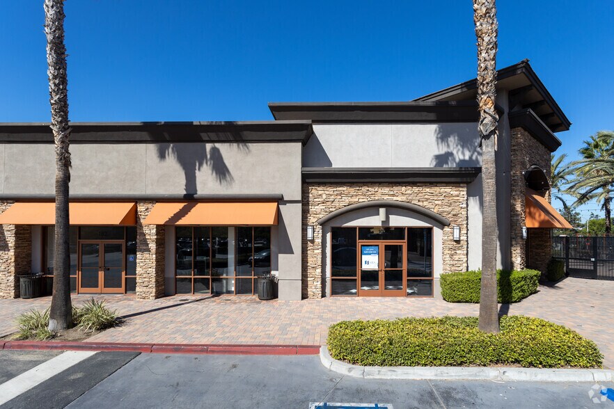 More Photos Of 450-590 Hidden Valley Pky, Corona Unknown For Lease