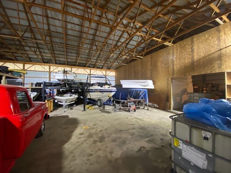 More Photos Of 515 Horan Rd, Syracuse Service For Lease