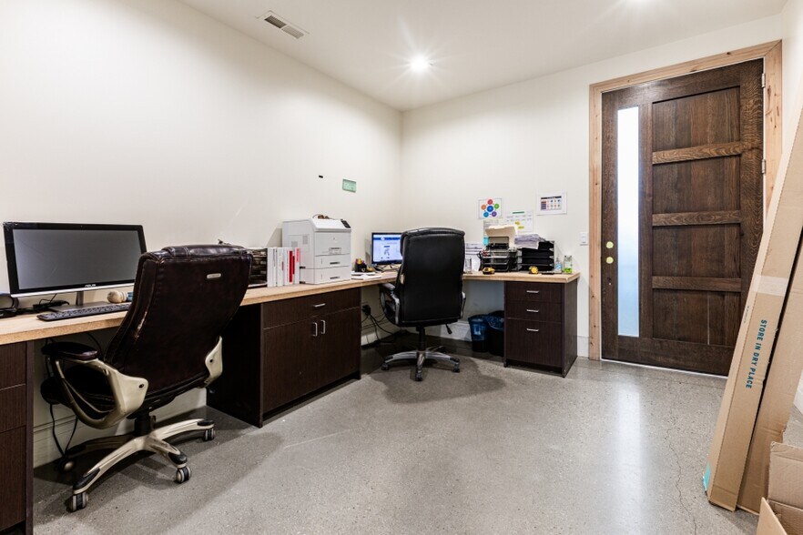 More Photos Of 441 W 12th St, Ogden Manufacturing For Lease