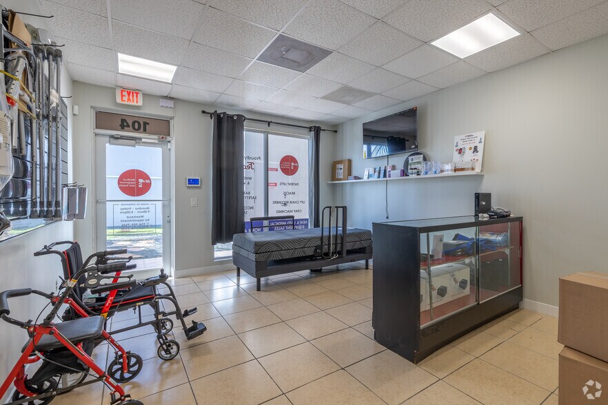 More Photos Of 811 SE 8th Ave, Deerfield Beach Office For Lease