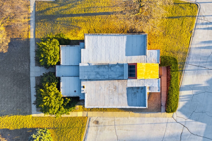 More Photos Of 8450 N Shermer Rd, Niles Religious Facility For Sale