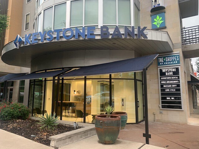 More Photos Of 507 Pressler St, Austin Apartments For Lease