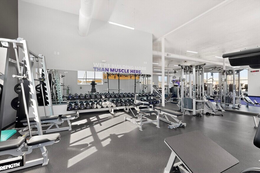 More Photos Of 9368 Valley View Dr NW, Albuquerque Apartments For Sale