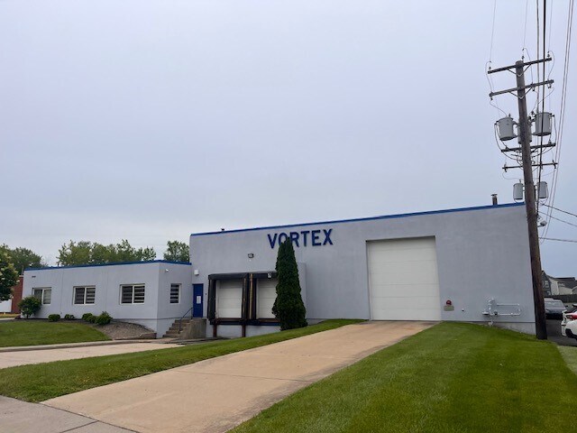 More Photos Of 19200 Cranwood Pky, Warrensville Heights Warehouse For Lease
