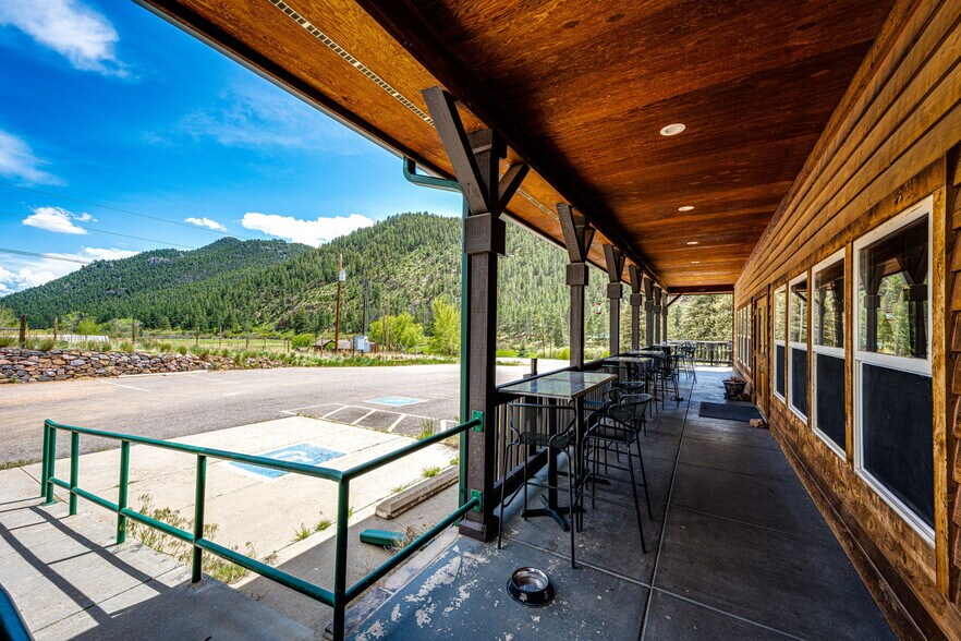 More Photos Of 16940 Pine Valley Rd, Pine Restaurant For Sale