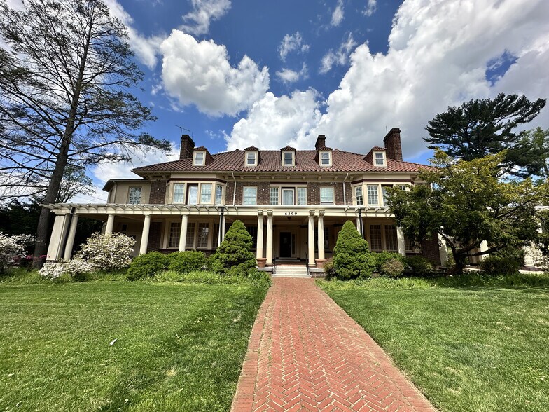 Primary Photo Of 6399 Drexel Rd, Philadelphia Apartments For Lease