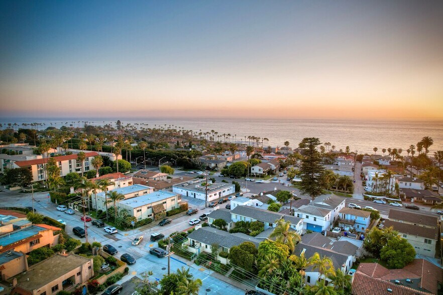 More Photos Of 428-438 Rosemont St, La Jolla Apartments For Sale