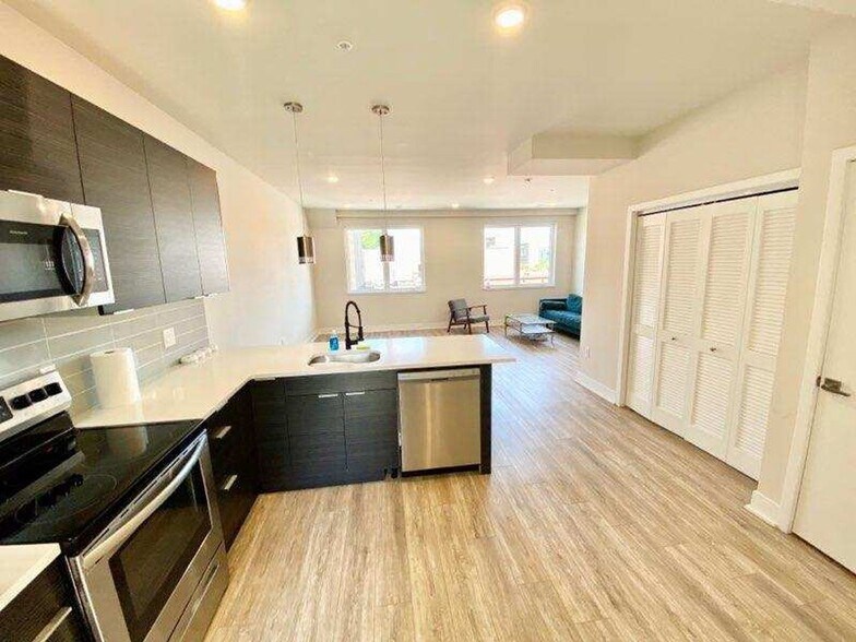 More Photos Of 1620 Cecil B Moore Ave, Philadelphia Apartments For Lease