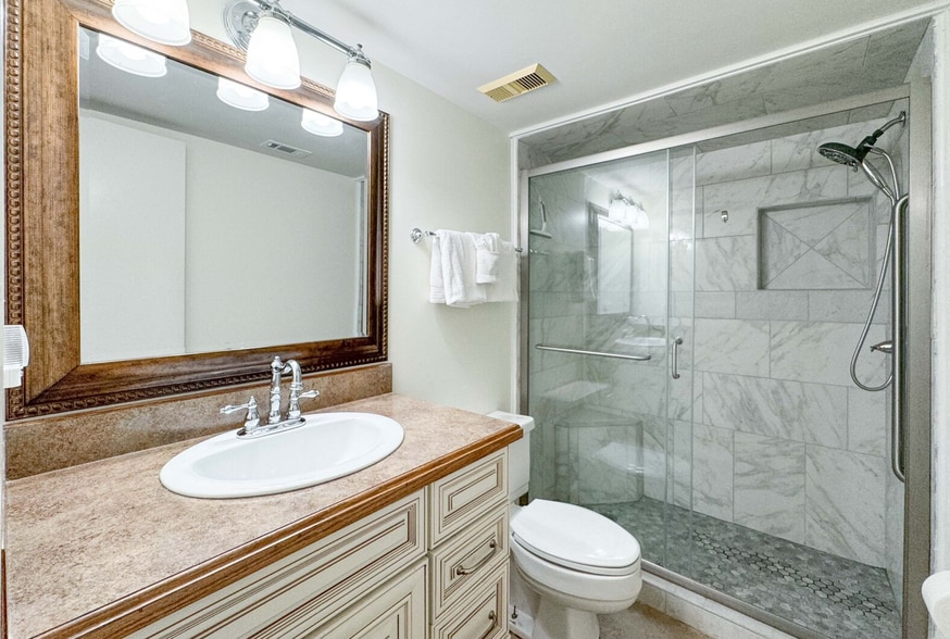 More Photos Of 1007 West Beach Blvd, Gulf Shores Apartments For Sale