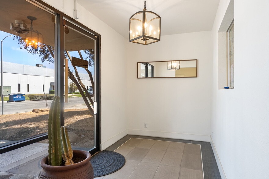 More Photos Of 15591 Container Ln, Huntington Beach Warehouse For Sale