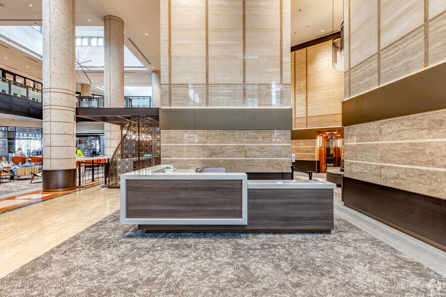 More Photos Of 200 Central Ave, Saint Petersburg Office For Lease