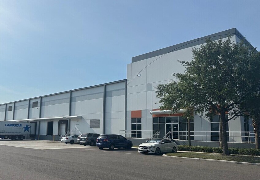 Primary Photo Of 4531-4561 Madison Industrial Ln, Tampa Warehouse For Lease