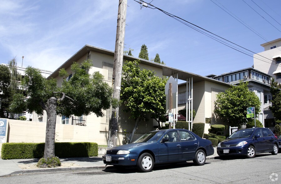 More Photos Of 2929 Summit St, Oakland Office For Lease