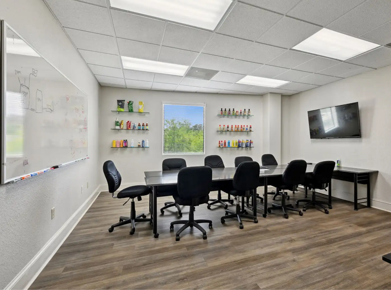 More Photos Of 501 Johnny F Smith Blvd, Slidell Warehouse For Lease