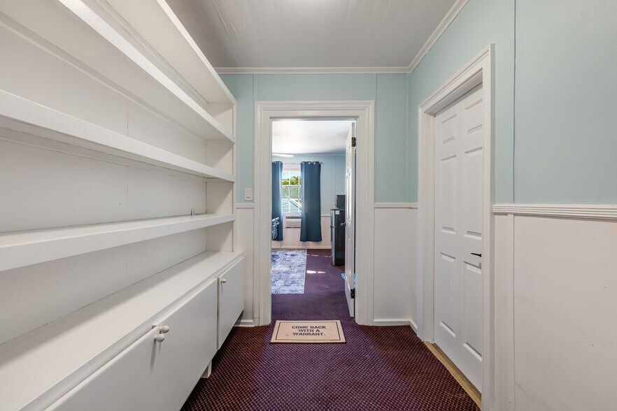 More Photos Of 402 appelrouth Ln, Key West Office Residential For Sale