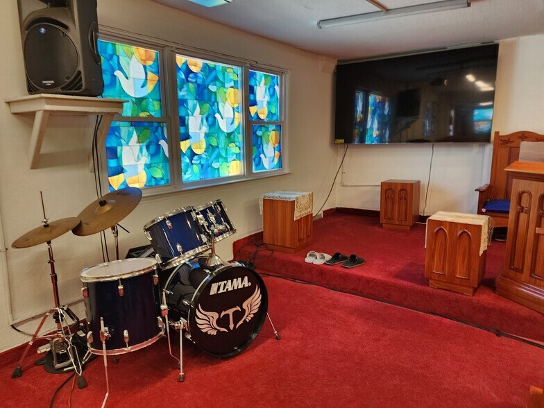 More Photos Of 140 Western Hwy, West Nyack Religious Facility For Sale