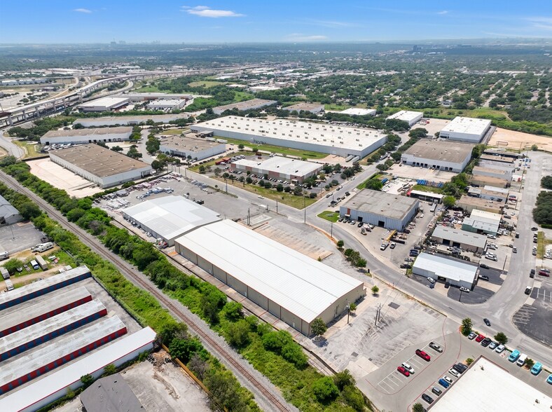More Photos Of 9610 Ball St, San Antonio Industrial For Lease