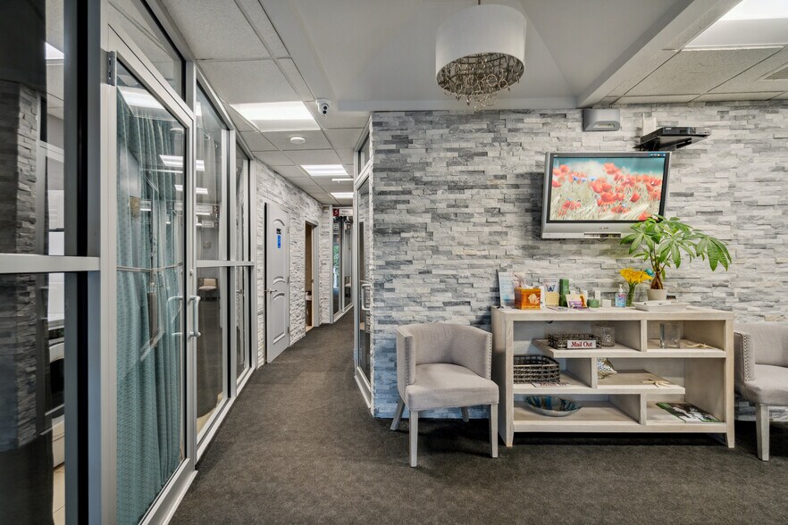 More Photos Of 2170 Joshuas Path, Hauppauge Freestanding For Sale